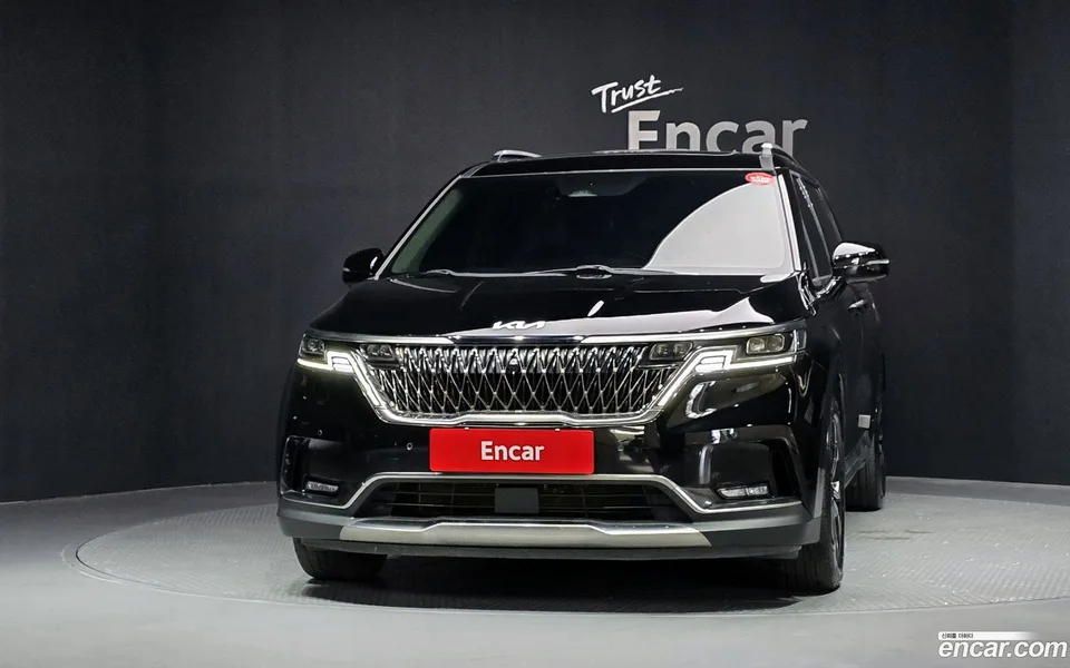 Kia Carnival 9 2022 — thumbnail 3