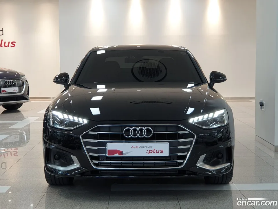 Audi A4 40 TFSI 2023 — thumbnail 3