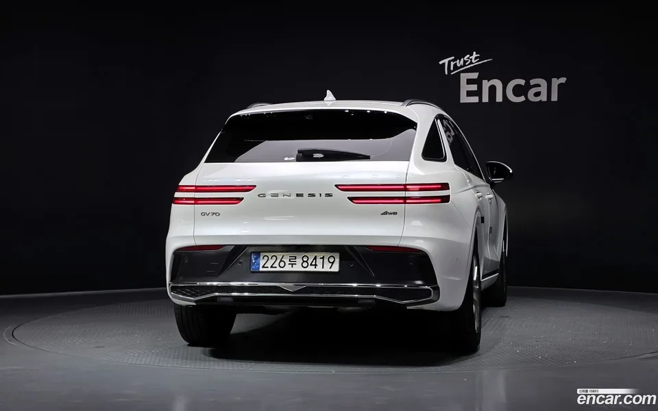 Genesis GV70 2.5T AWD 2024 — миниатюра 4