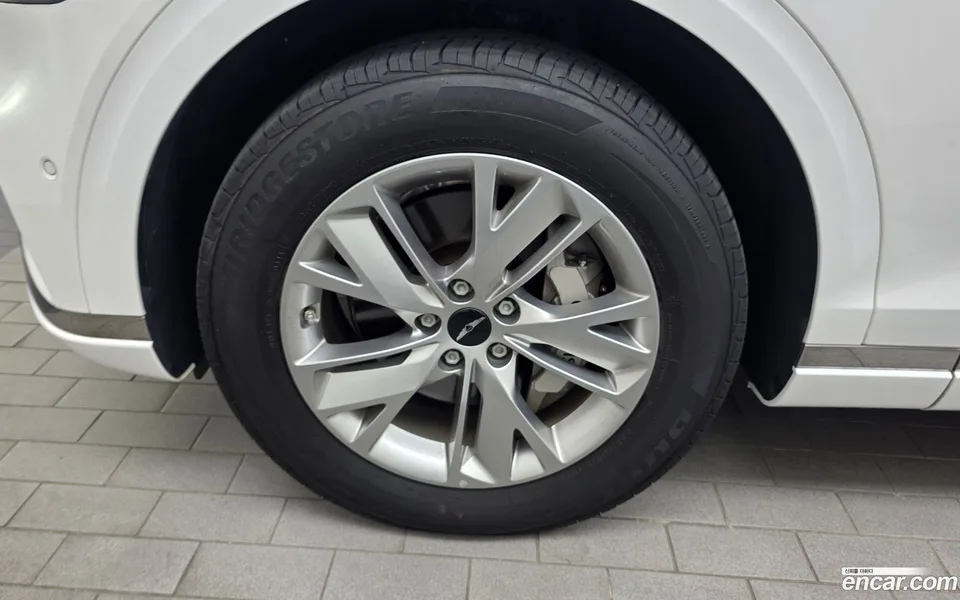 Genesis GV70 2.5T AWD 2024 — миниатюра 5