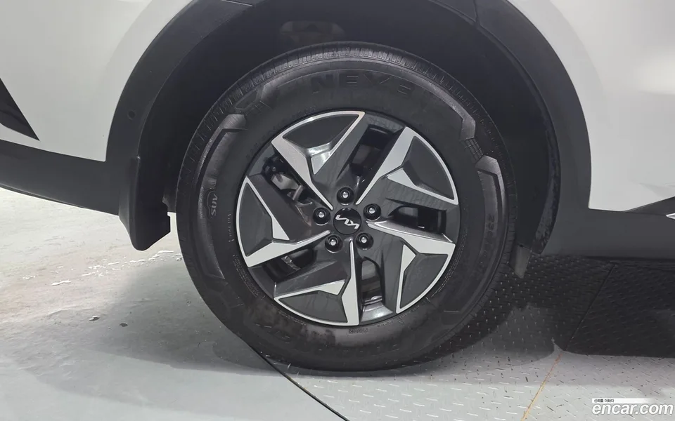 Kia Sorento HEV 1.6 4WD 2023 — thumbnail 5