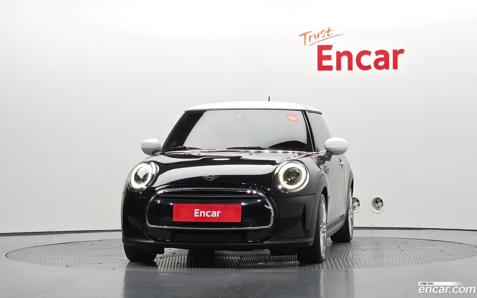 MINI Cooper 2022 — thumbnail 3