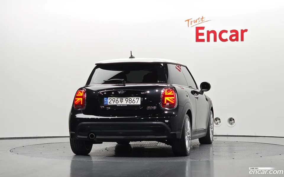 MINI Cooper 2022 — thumbnail 4