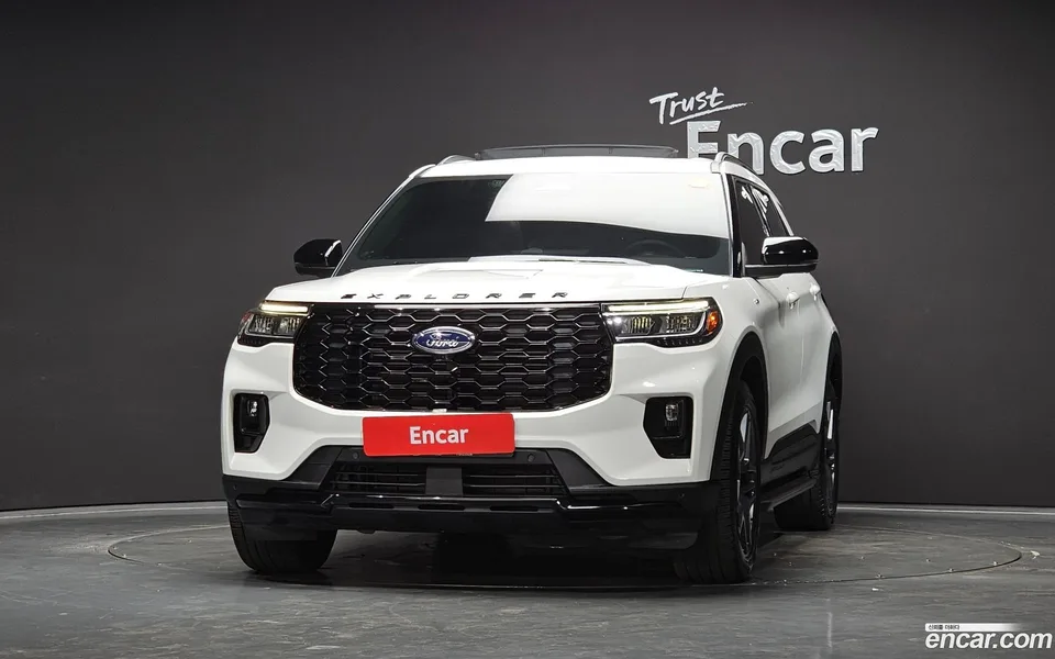 Ford Explorer 2.3 ST- 4WD 2025 — thumbnail 3