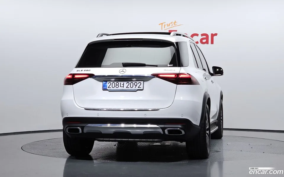 Mercedes-Benz GLE-Class GLE350 4MATIC 2025 — thumbnail 4