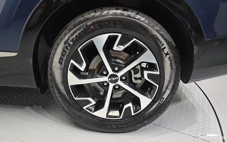 Kia Sportage Hybrid 2WD 2024 — thumbnail 2