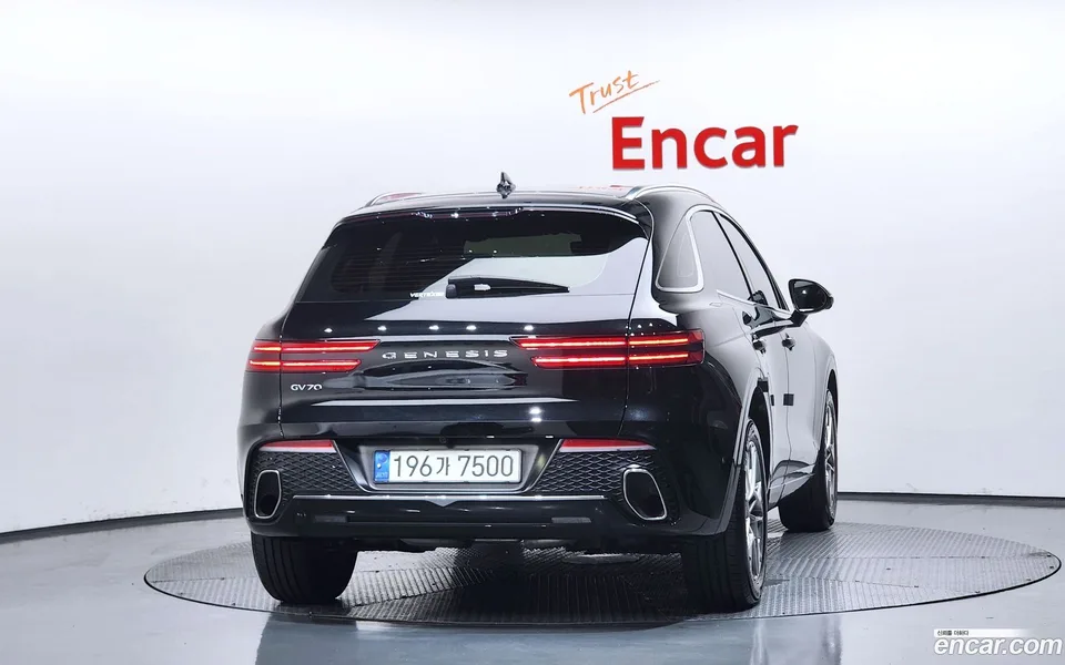 Genesis GV70 2.5T 2WD 2022 — thumbnail 4