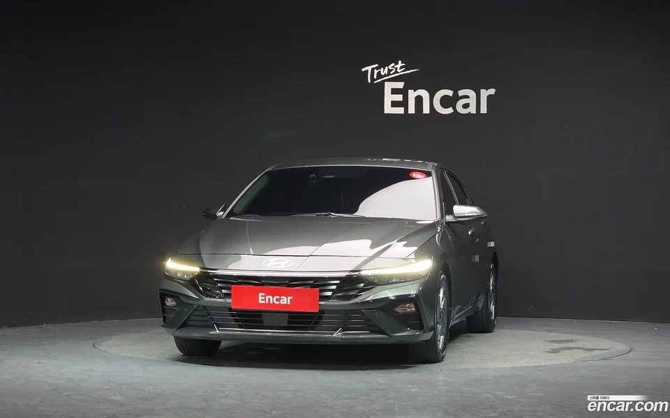 Hyundai Avante CN7 Hybrid 2024 — thumbnail 3
