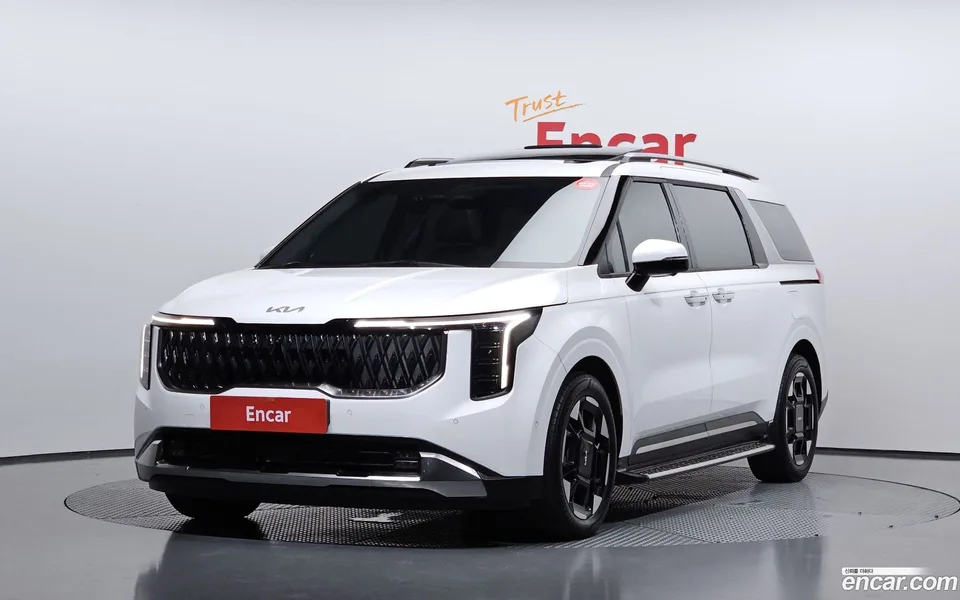 Kia Carnival HEV 9 2024 — photo 1, buy with delivery to Moscow