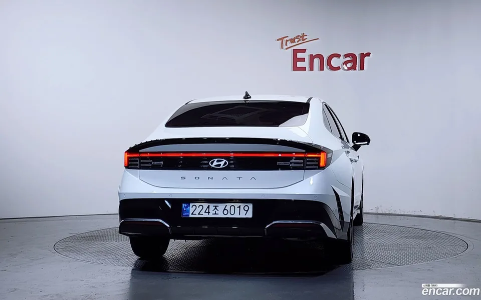 Hyundai Sonata The Edge 1.6 2024 — thumbnail 4