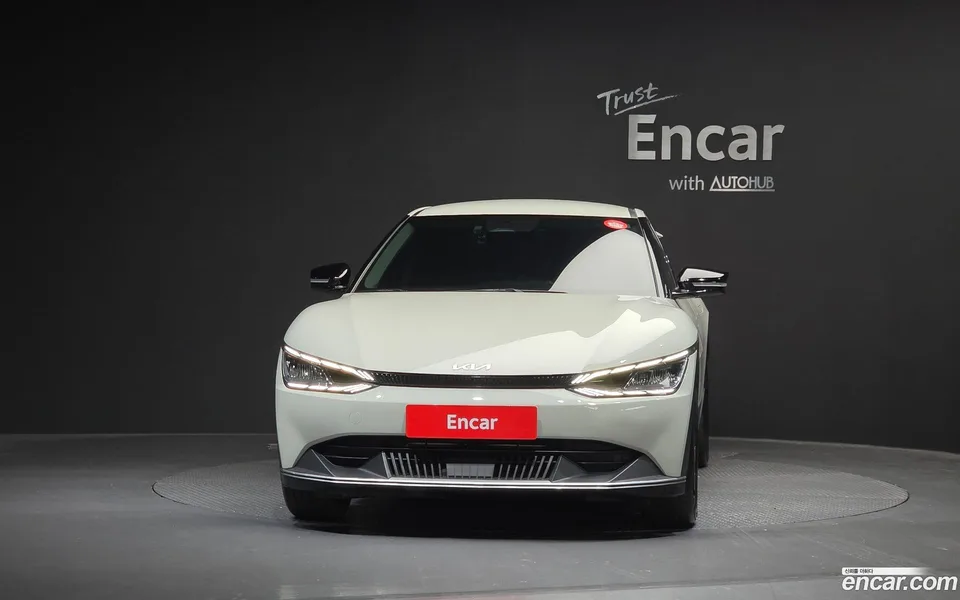 Kia EV6 2023 — thumbnail 3