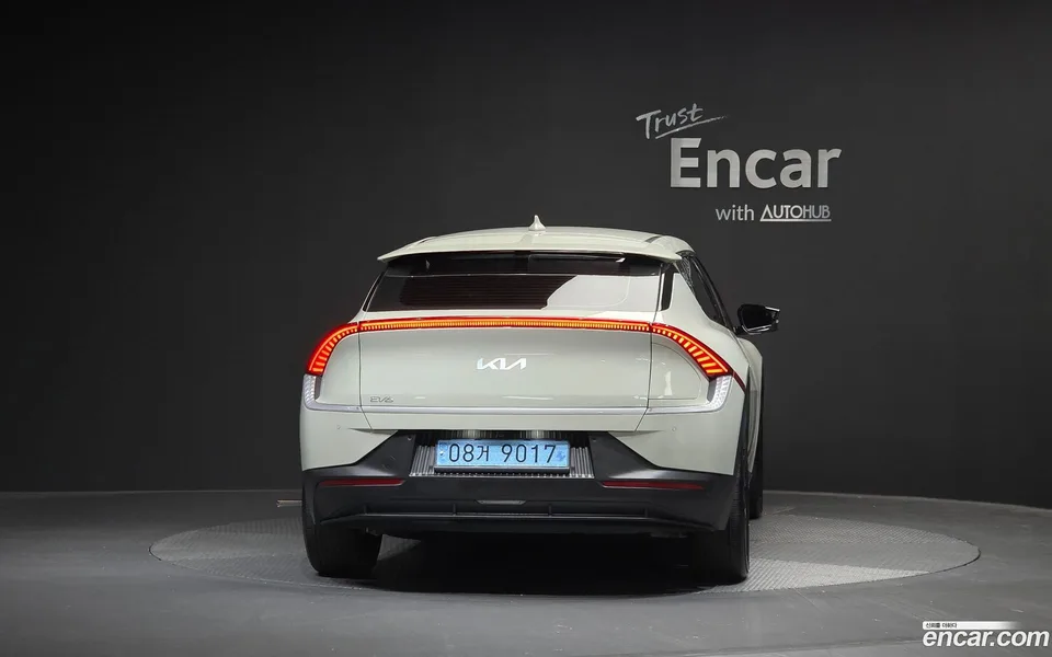 Kia EV6 2023 — thumbnail 4