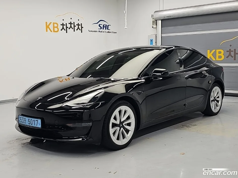 Tesla Model 3 AWD 2022 — фото 1, купить с доставкой в Москву