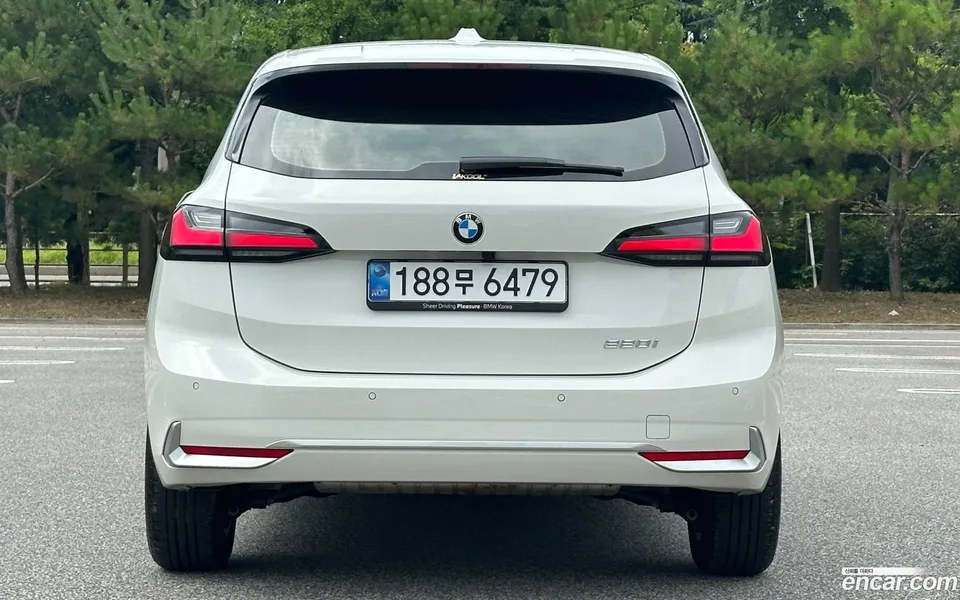 BMW 2 Series Active Tourer 220i 2025 — thumbnail 4