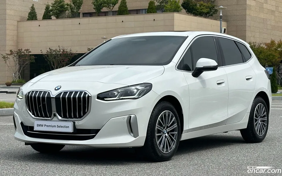 BMW 2 Series Active Tourer 220i 2025 — photo 1, buy with delivery to Moscow