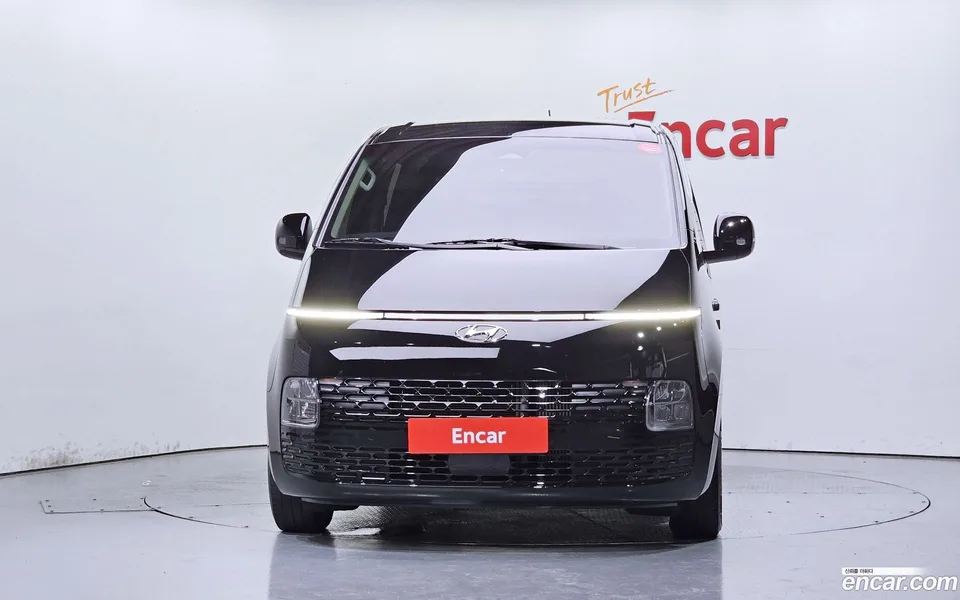 Hyundai Staria 5 2022 — thumbnail 3