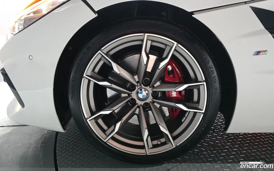 BMW Z4 M40i 2023 — thumbnail 5