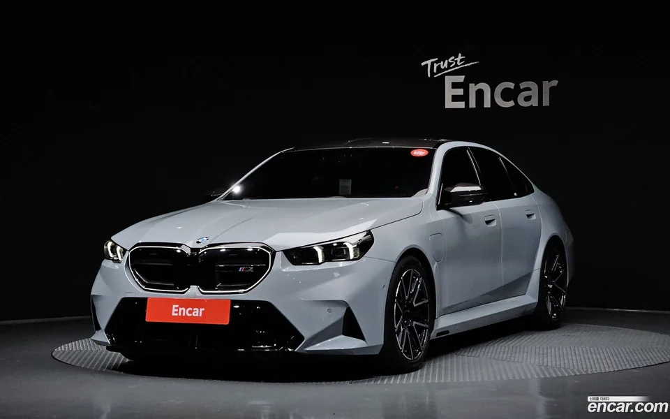BMW M5 M5 2026 — photo 1, buy with delivery to Moscow