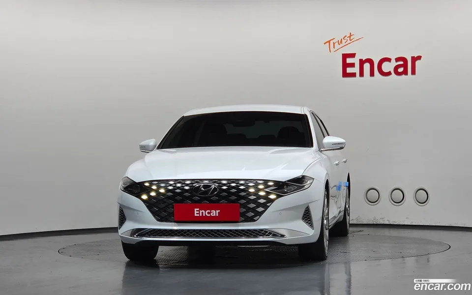 Hyundai Grandeur IG 3.0 LPi () 2022 — thumbnail 3
