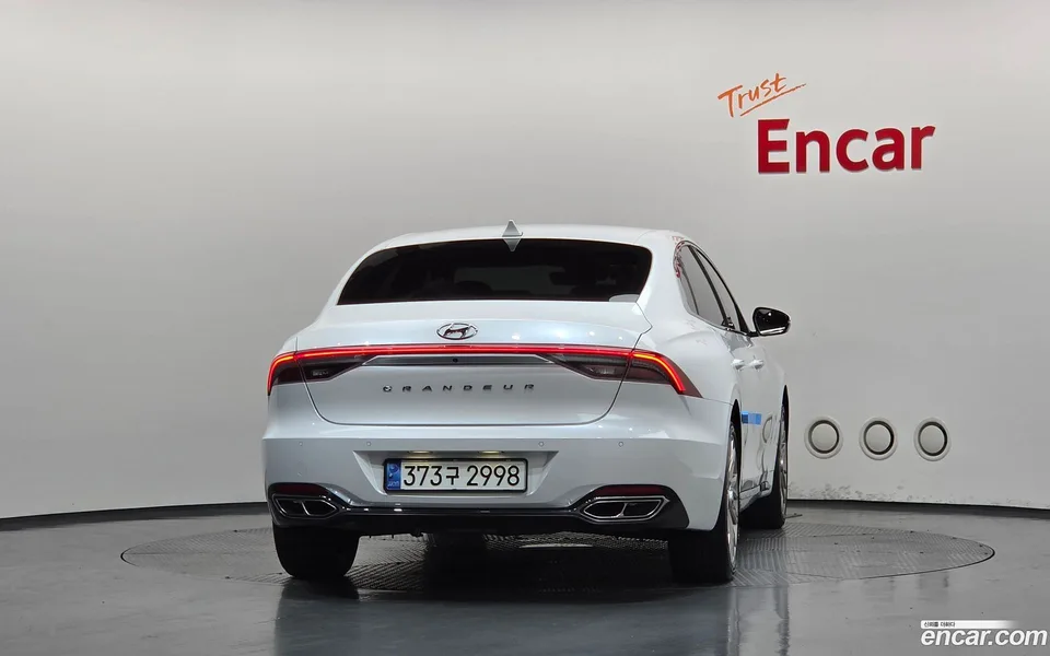 Hyundai Grandeur IG 3.0 LPi () 2022 — thumbnail 4