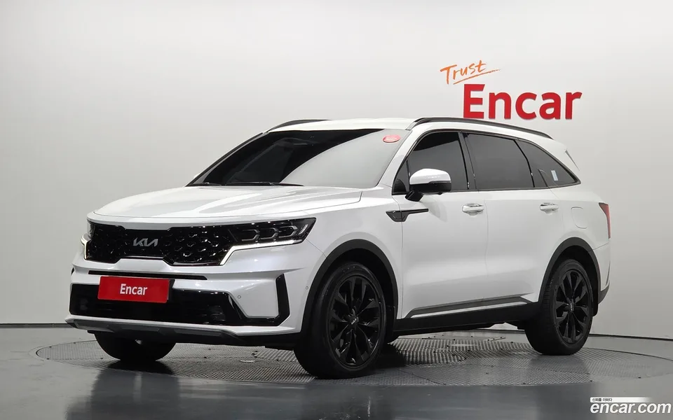 Kia Sorento 2.5T 2WD 2022 — photo 1, buy with delivery to Moscow