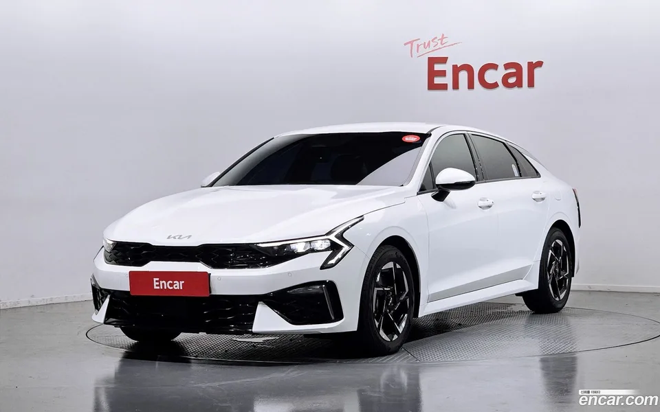 Kia K5 2025