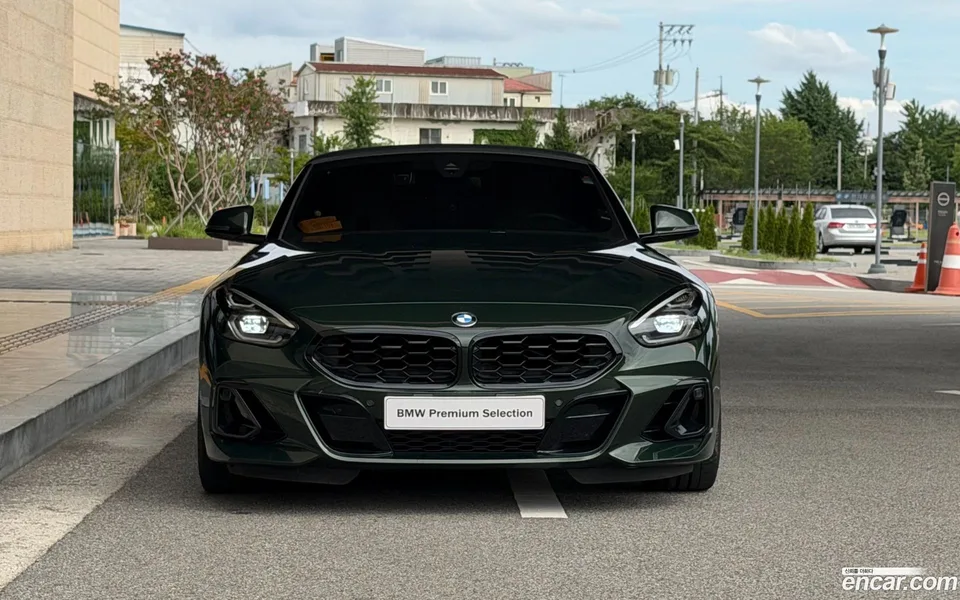 BMW Z4 M40i 2025 — thumbnail 3