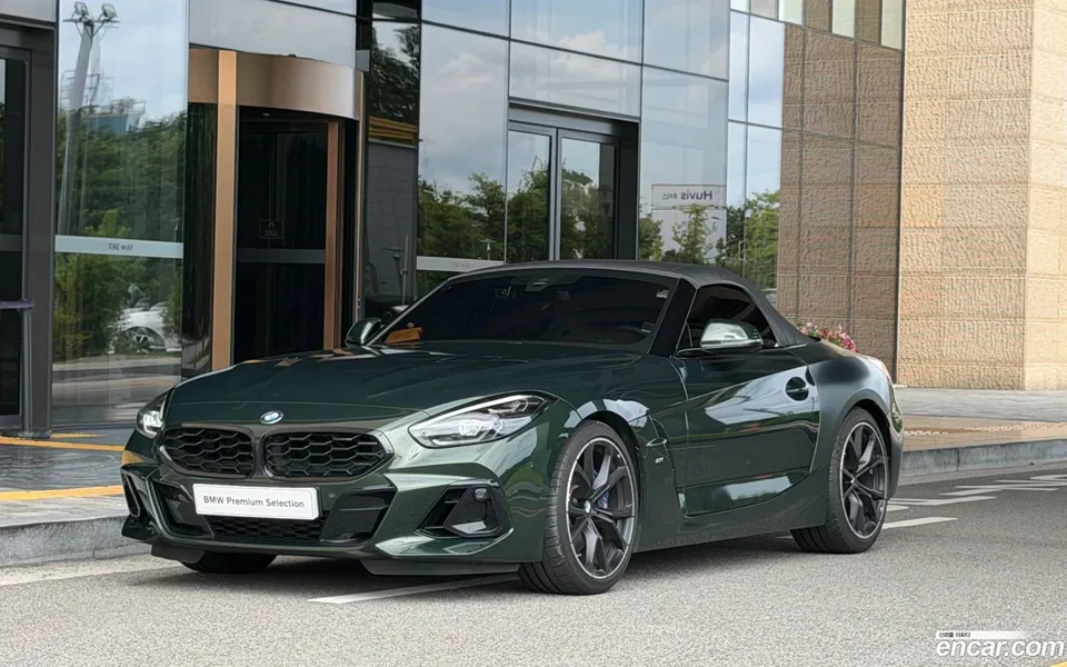 BMW Z4 M40i 2025 — photo 1, buy with delivery to Moscow