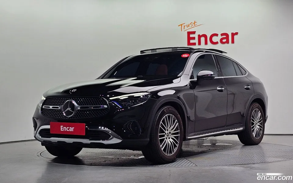 Mercedes-Benz GLC-Class GLC300 4MATIC 2025 — photo 1, buy with delivery to Moscow