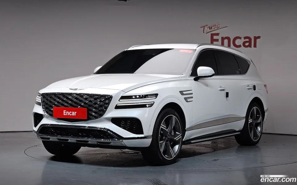 Genesis GV80 2.5T AWD 2024 — photo 1, buy with delivery to Moscow