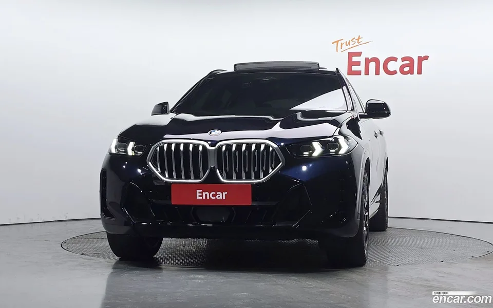 BMW X6 xDrive40i M 2023 — thumbnail 3