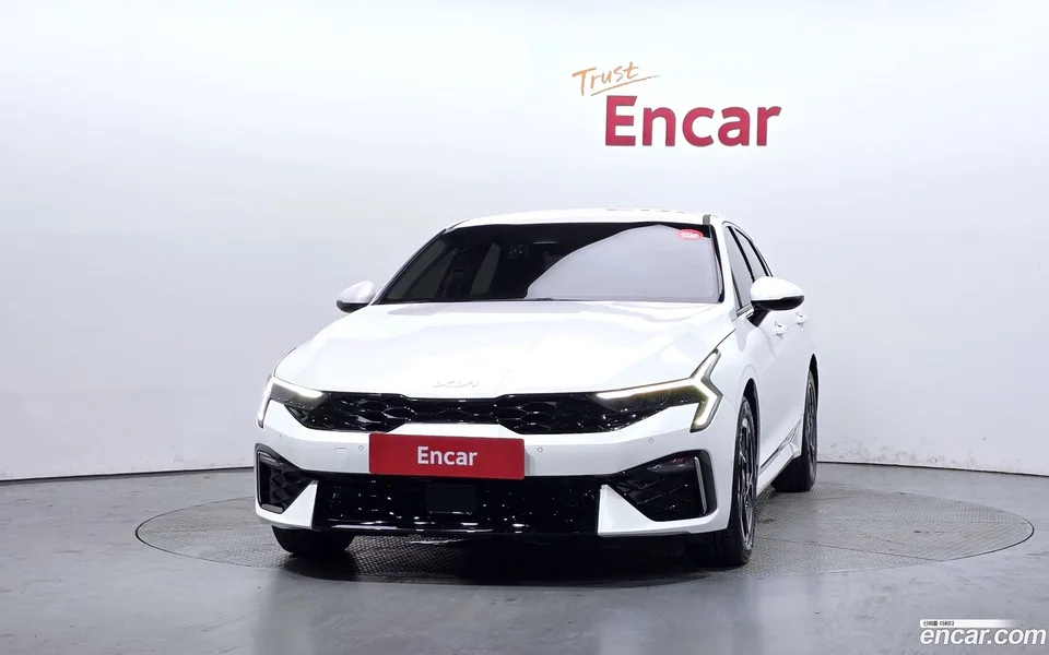 Kia K5 2.0 2024 — thumbnail 3