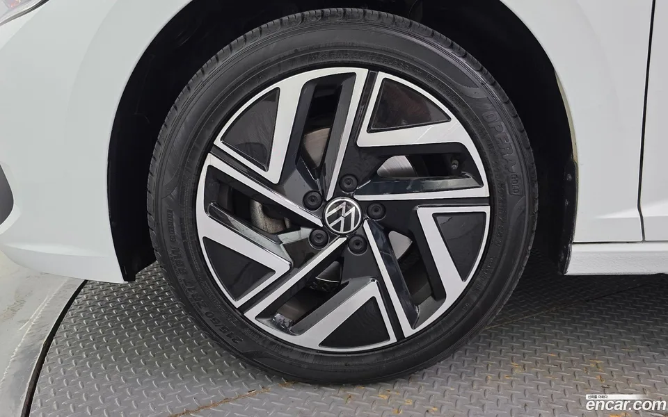 Volkswagen Jetta 1.5 TSI 2023 — миниатюра 2