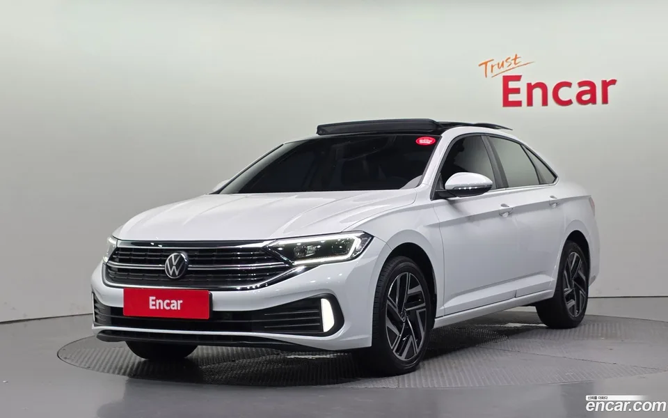 Volkswagen Jetta 1.5 TSI 2023 — фото 1, купить с доставкой в Москву