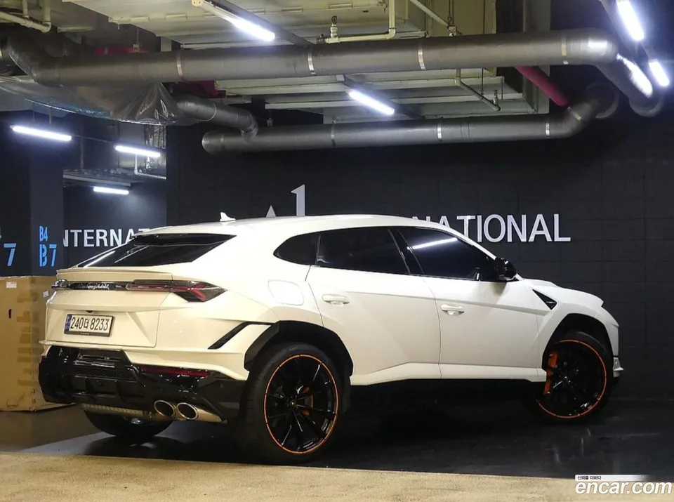 Lamborghini Urus 4.0 V8 S 2024 — миниатюра 2