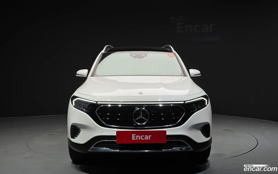 Mercedes-Benz EQB EQB300 4MATIC 2022 — thumbnail 3