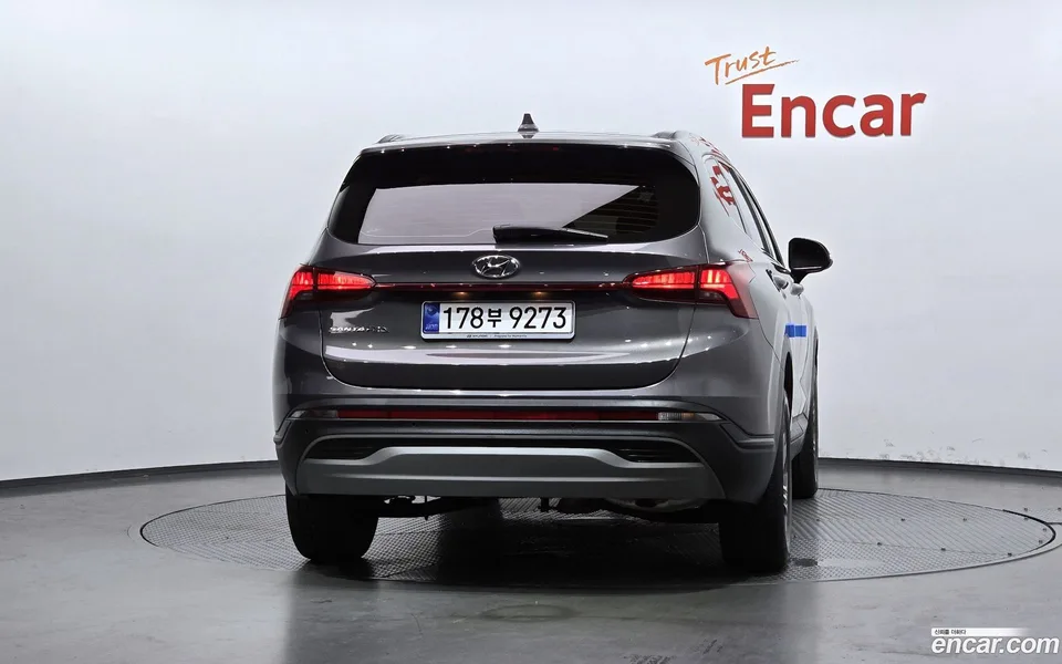 Hyundai SantaFe 2.2 2WD 2022 — thumbnail 4
