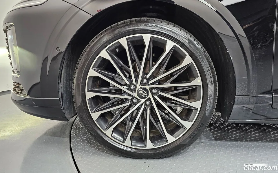 Hyundai Grandeur Hybrid 2023 — thumbnail 2