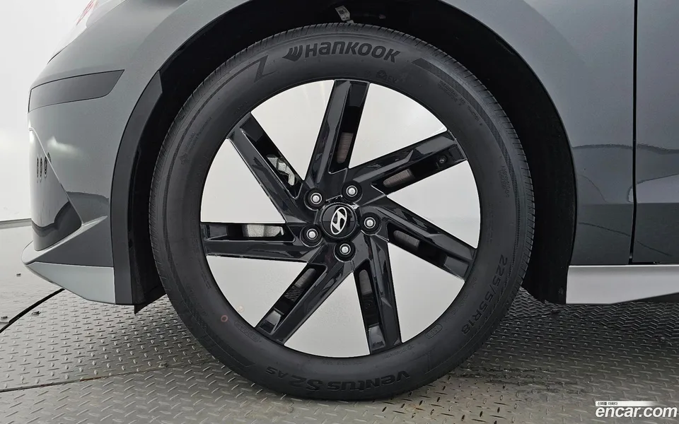 Hyundai Ioniq 6 2023 — thumbnail 2