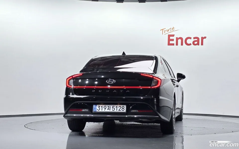 Hyundai Sonata Hybrid 2022 — thumbnail 4