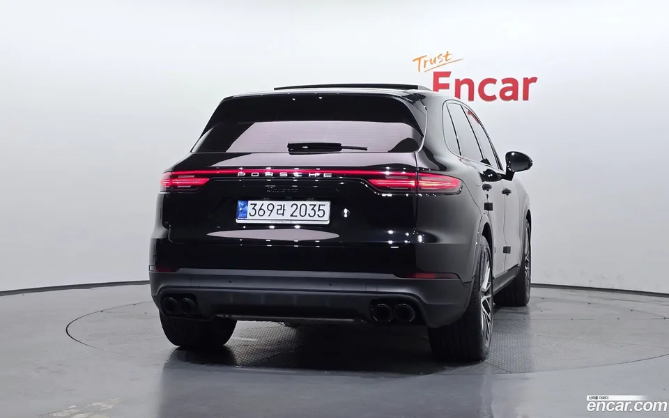 Porsche Cayenne 3.0 2023 — thumbnail 4