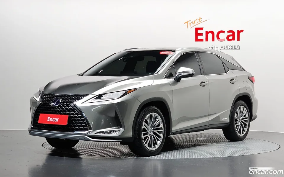 Lexus RX450h 2022 — photo 1, buy with delivery to Moscow