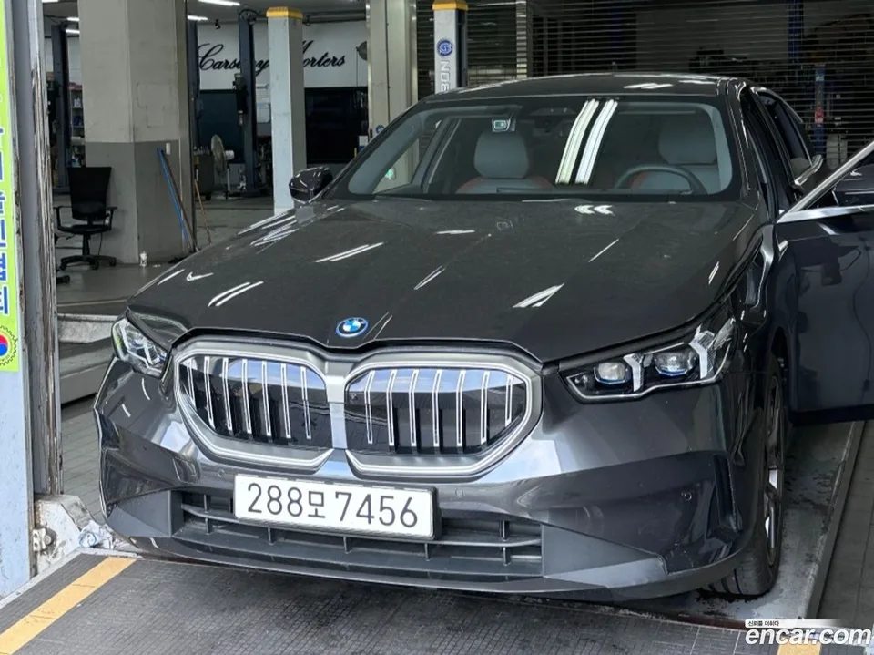BMW 5 Series 2026