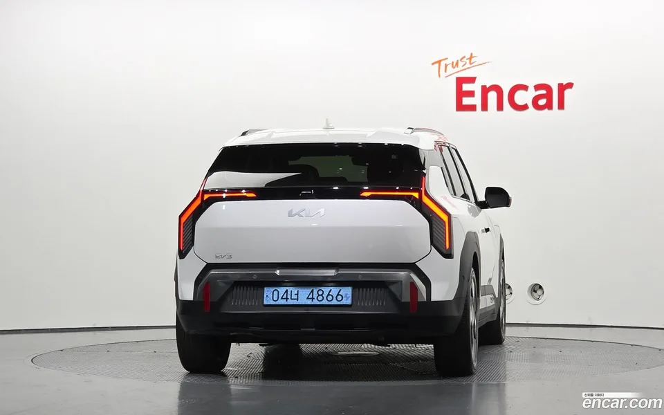 Kia EV3 2WD 2024 — миниатюра 4
