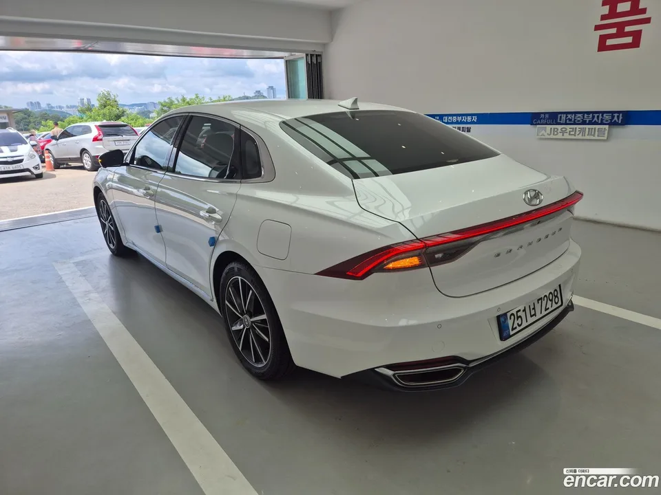 Hyundai Grandeur IG 2.5 2022 — thumbnail 2