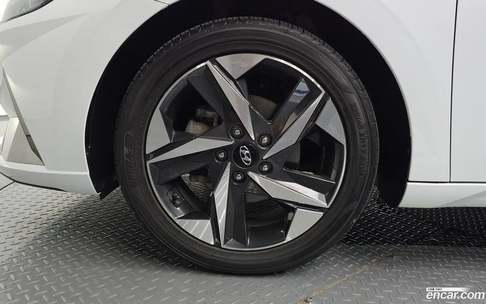 Hyundai Avante 1.6 2022 — thumbnail 2