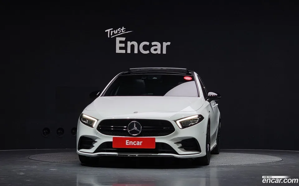 Mercedes-Benz A-Class AMG A35 4MATIC 2022 — thumbnail 3