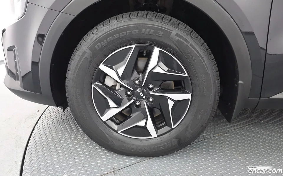 Kia Sorento HEV 1.6 4WD 2023 — thumbnail 2