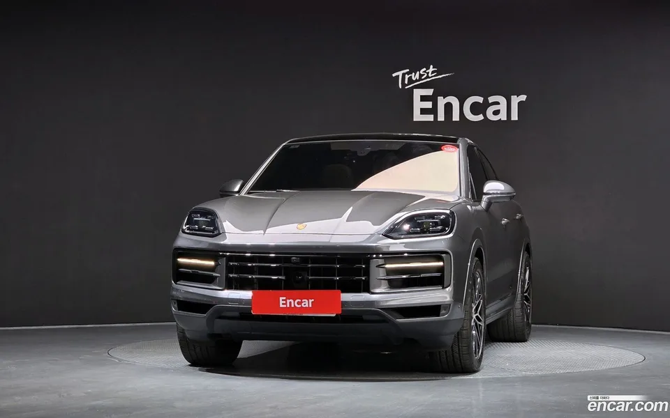 Porsche Cayenne 3.0 2024 — thumbnail 3