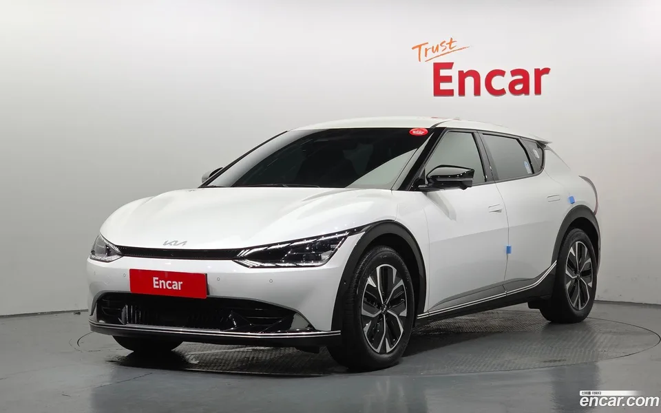 Kia EV6 2024 — photo 1, buy with delivery to Moscow